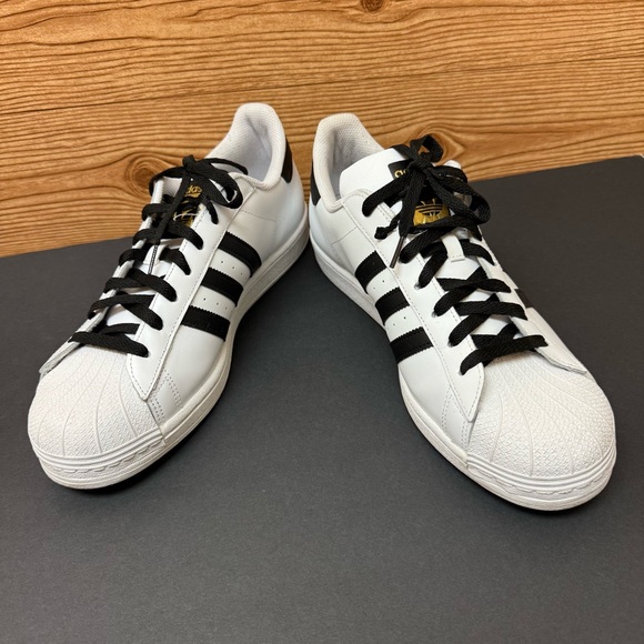 Adidas Superstar Low Top White with Black Stripes Shell Toe Sneakers Mens 12 - Picture 1 of 10